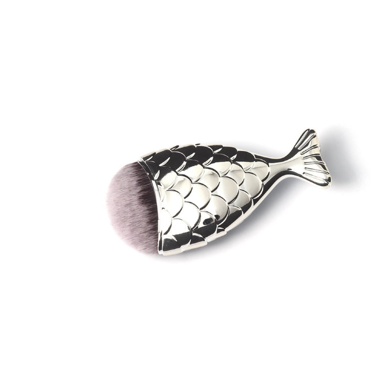 Кисть рыбка для макияжа POLE серебро размер M